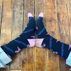 Women's Black & Pink Flamingo Crew Socks